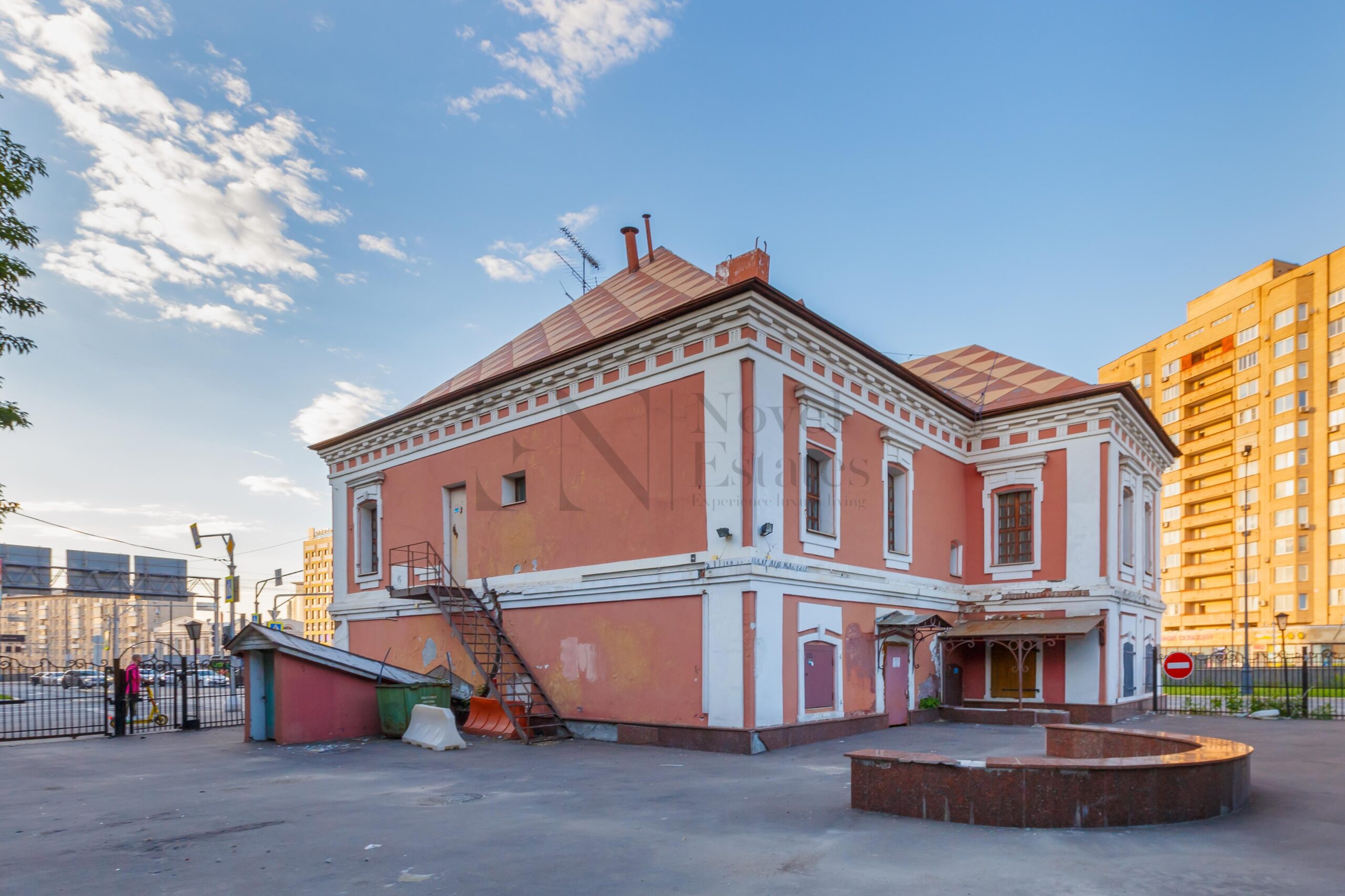 Особняк на Бакунинской